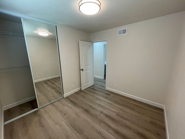 3091 Allenwood Dr photo 4