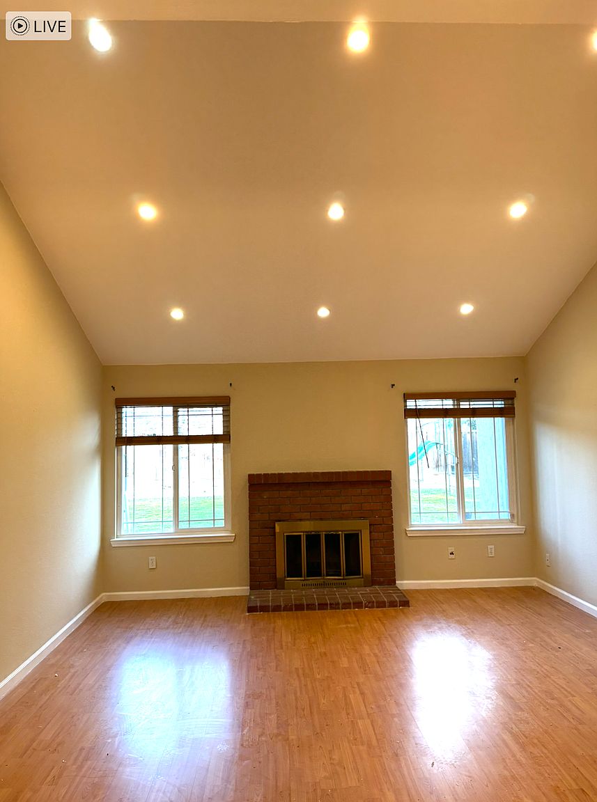 3214 Yellowleaf Ct photo 3