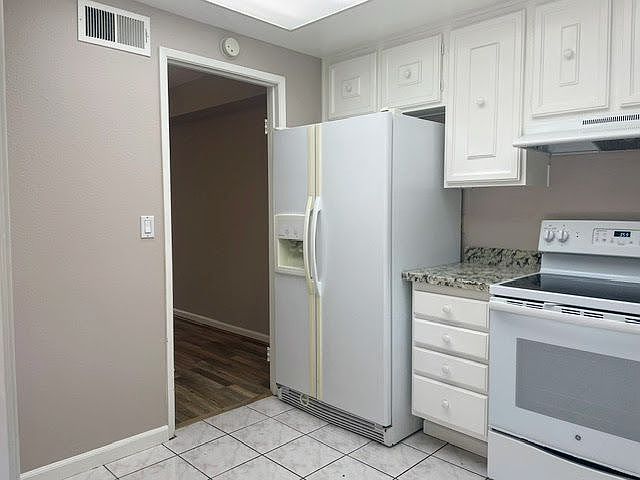5044 Cribari Vale photo 5