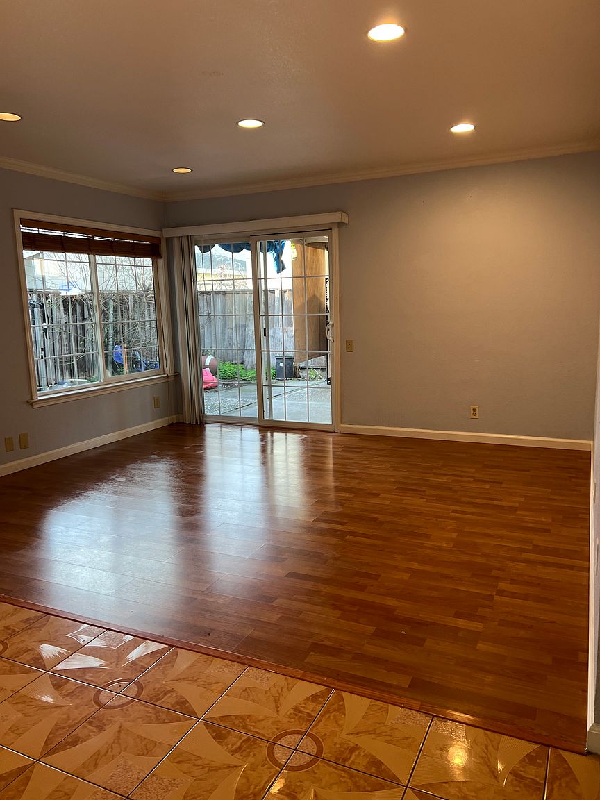 1775 Monrovia Dr photo 3