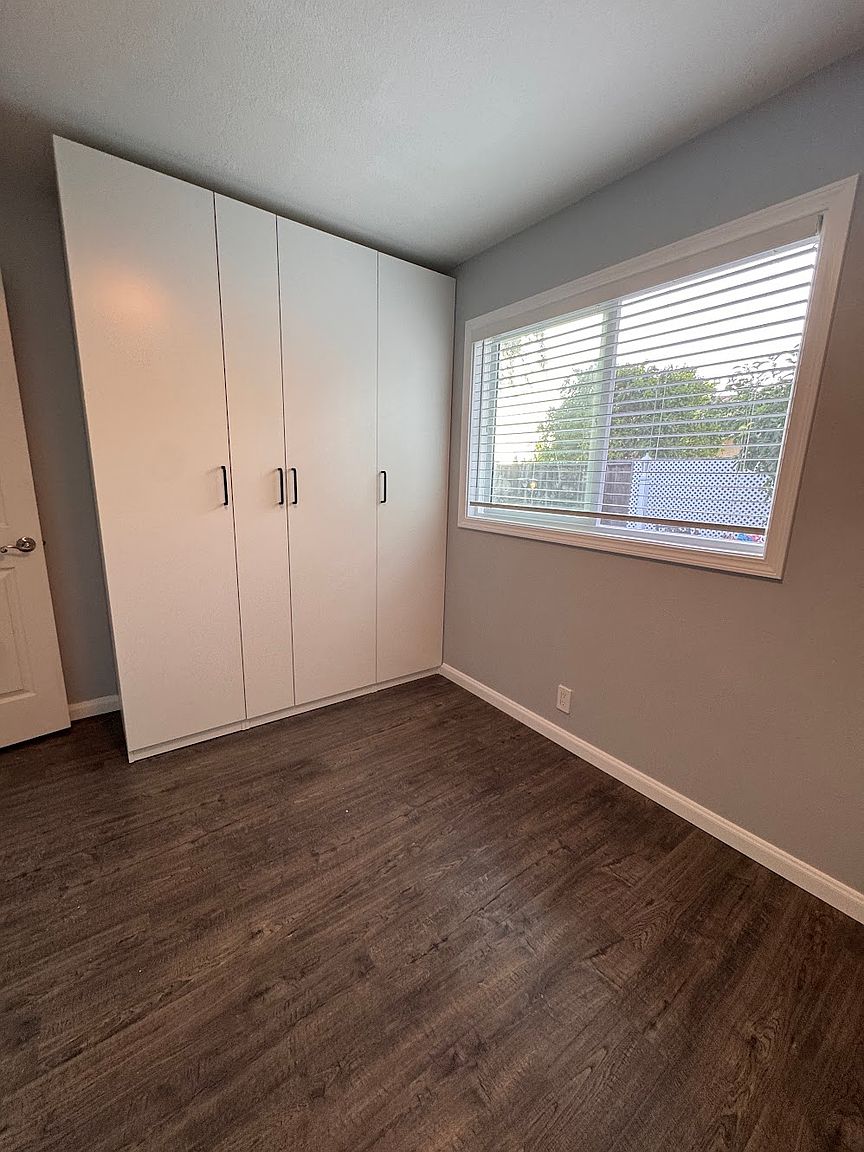 2109 Saffarian Ct photo 3