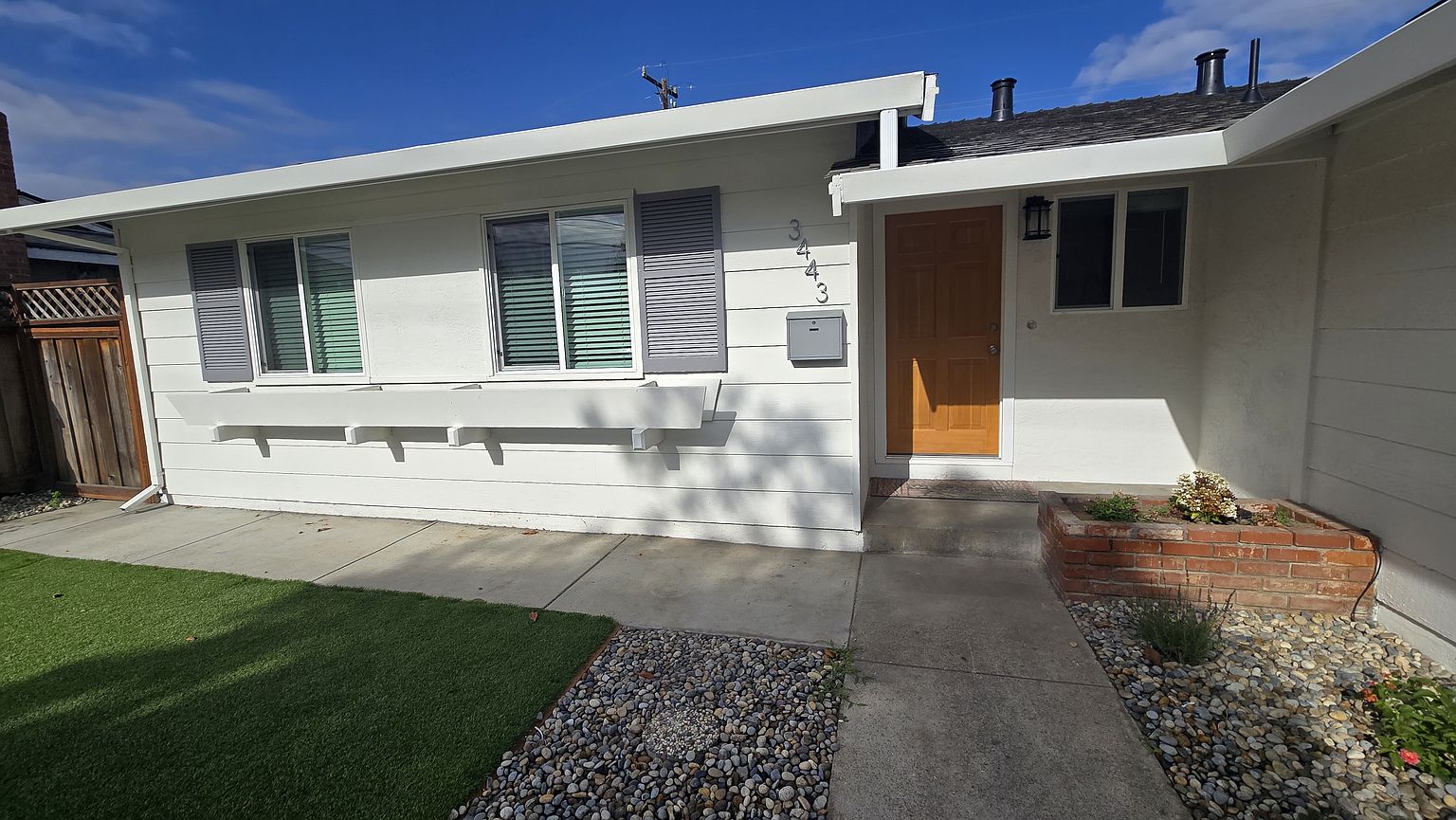 3443 Kettmann Rd photo 2