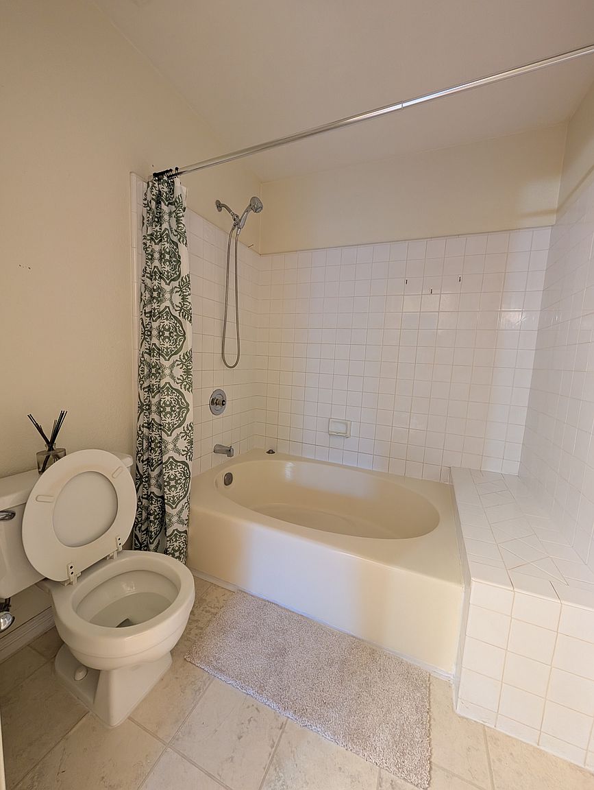 2764 Buena Point Ct photo 5