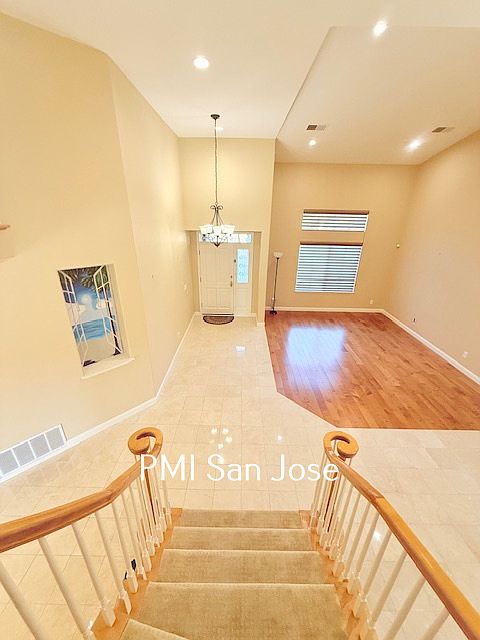 5343 Ligurian Dr photo 4