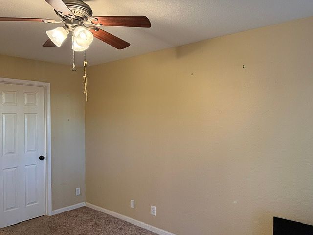 28 Cherryton Ln photo 4
