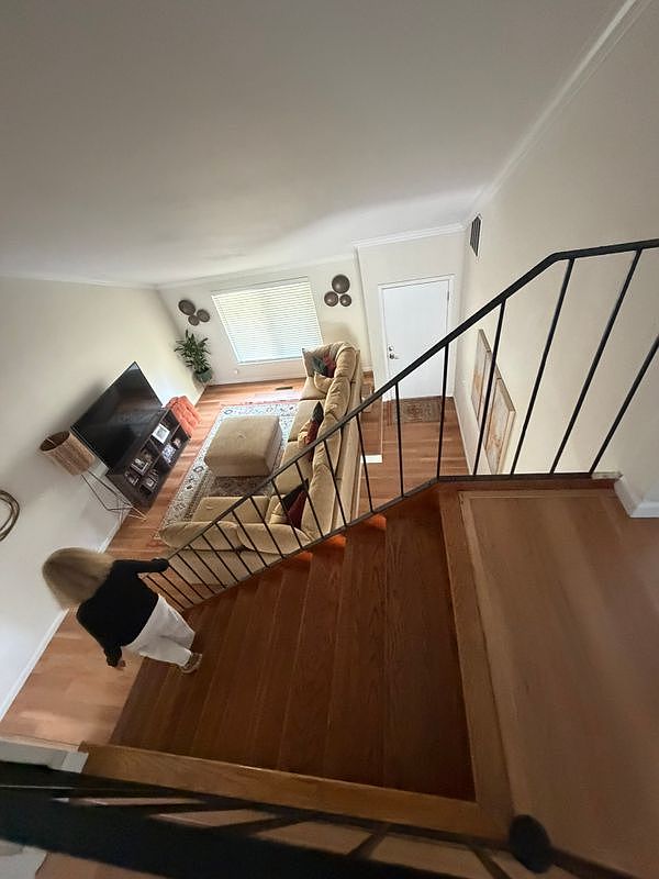 391 Curie Dr photo 3
