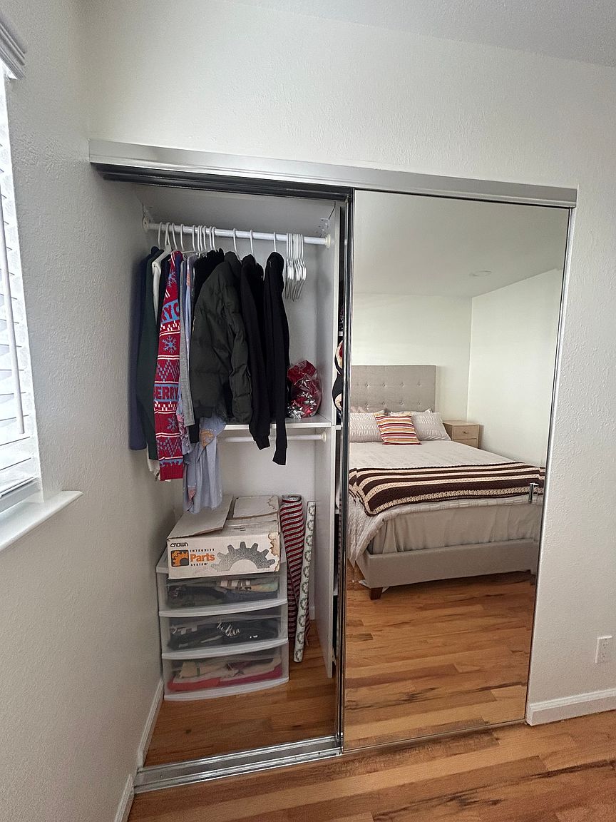 364 El Portal Way photo 2