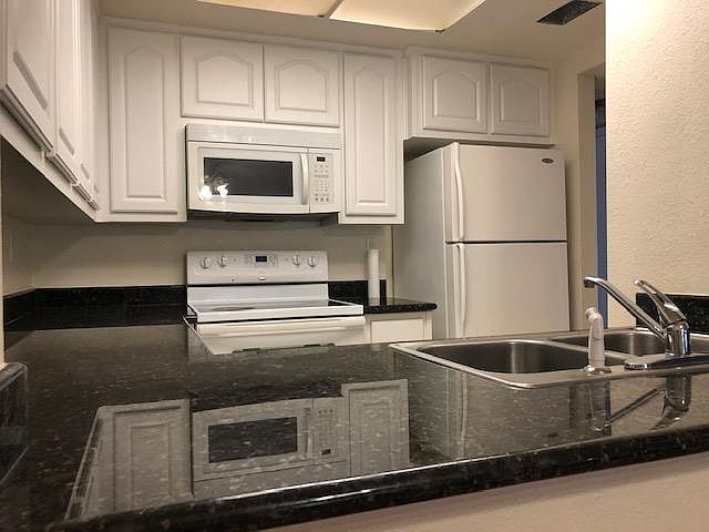 269 Sumba Ct photo 3