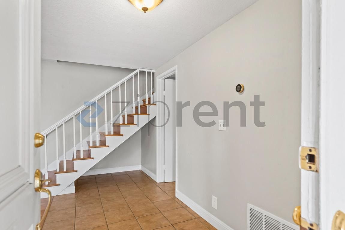 5710 Venado Ct photo 4