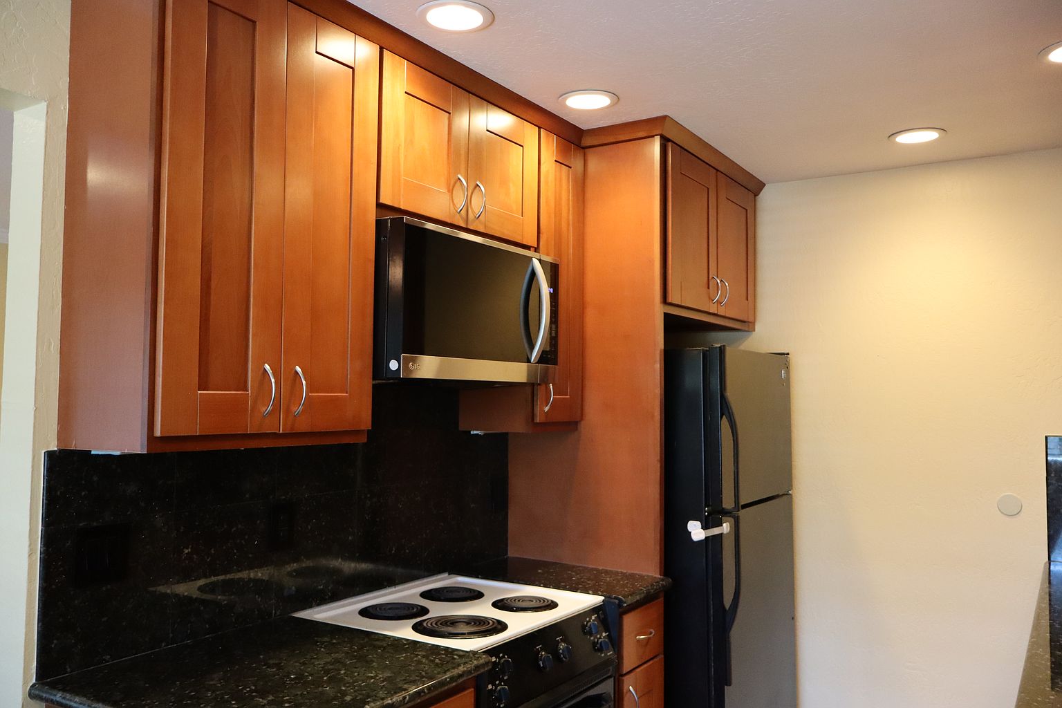 5888 El Zuparko Dr photo 2