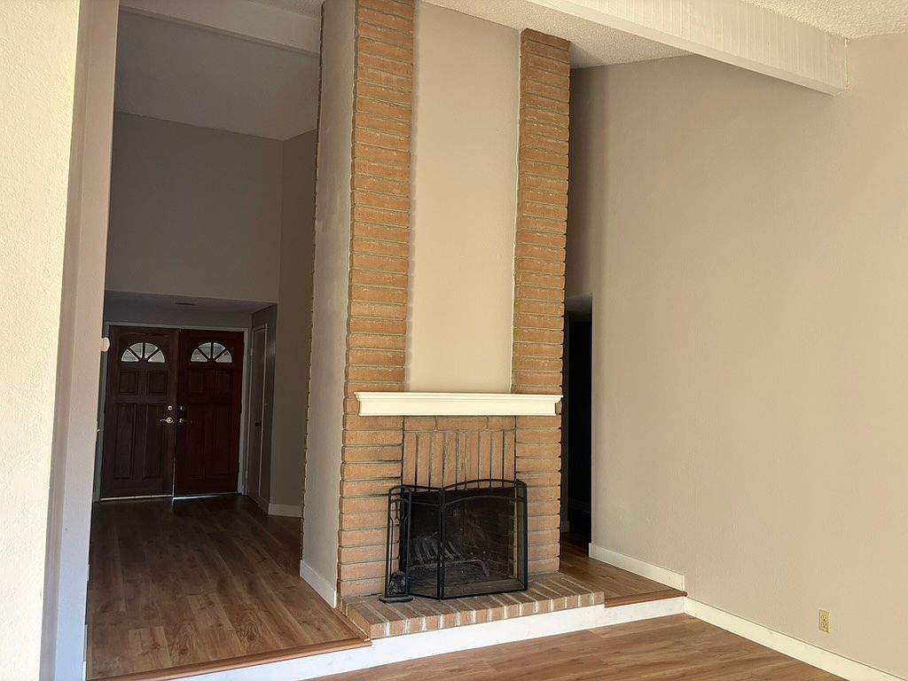 755 Lemonwood Ct photo 2