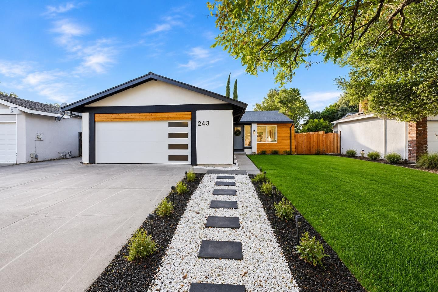 3BR/2BA Single Family House on Moselle Ct · San Jose photo 3