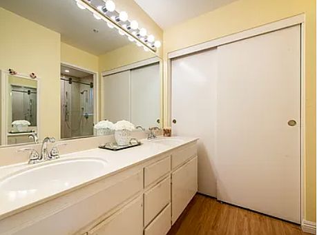 18310 Christeph Dr photo 4