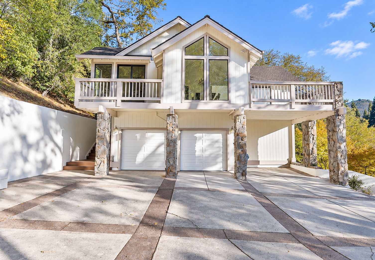 16669 Walter Breton Dr photo 2