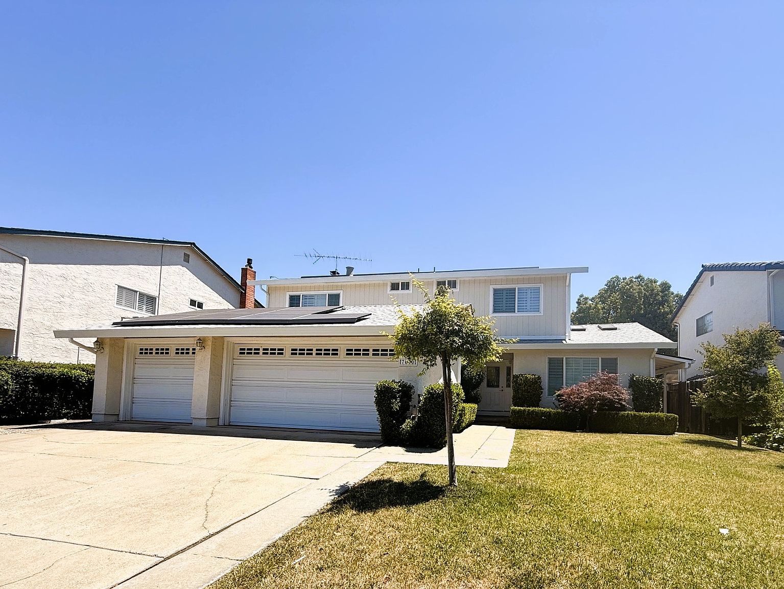 7030 Orchard Dr photo 3