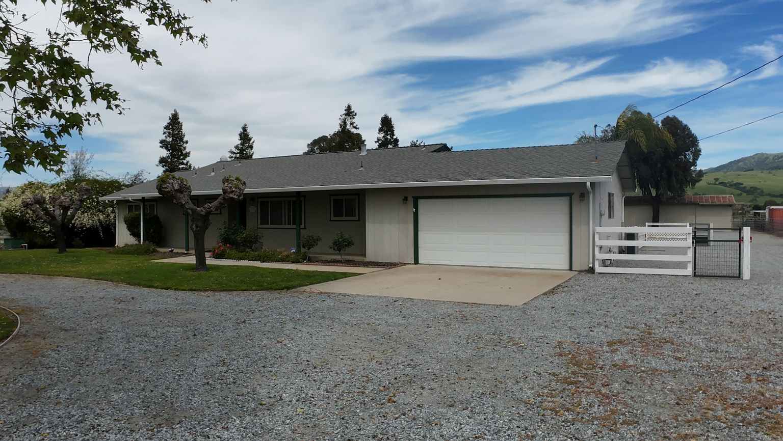 14320 Sycamore Ave photo 4