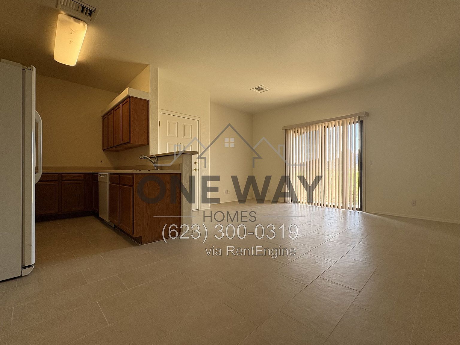 10396 E La Palma Ave photo 3