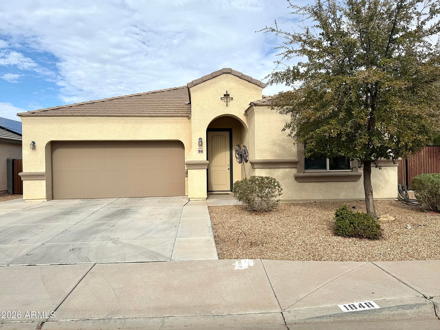 1848 N Loretta Pl photo 4