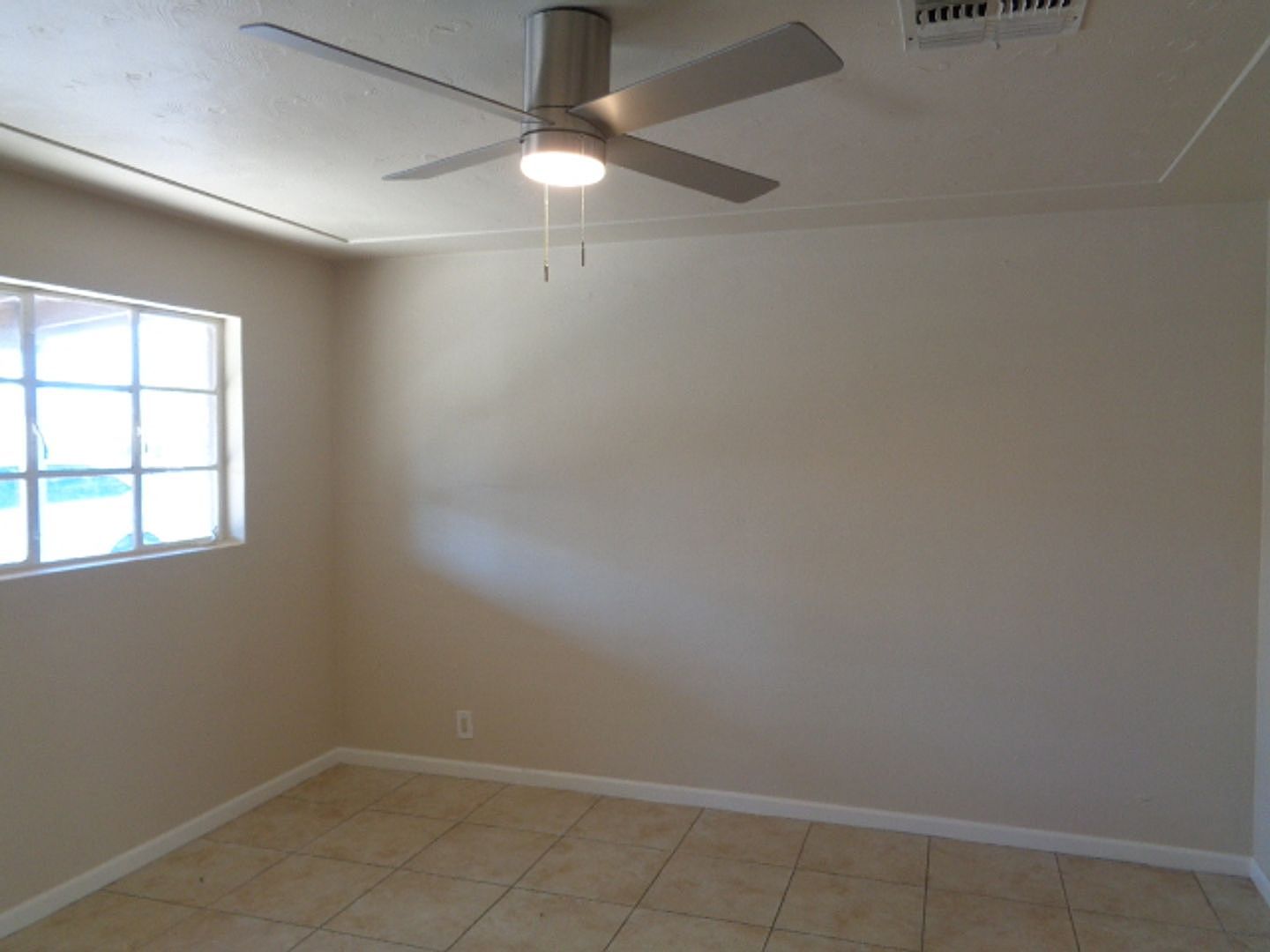 #1045- 1411 N 33rd LLC photo 4