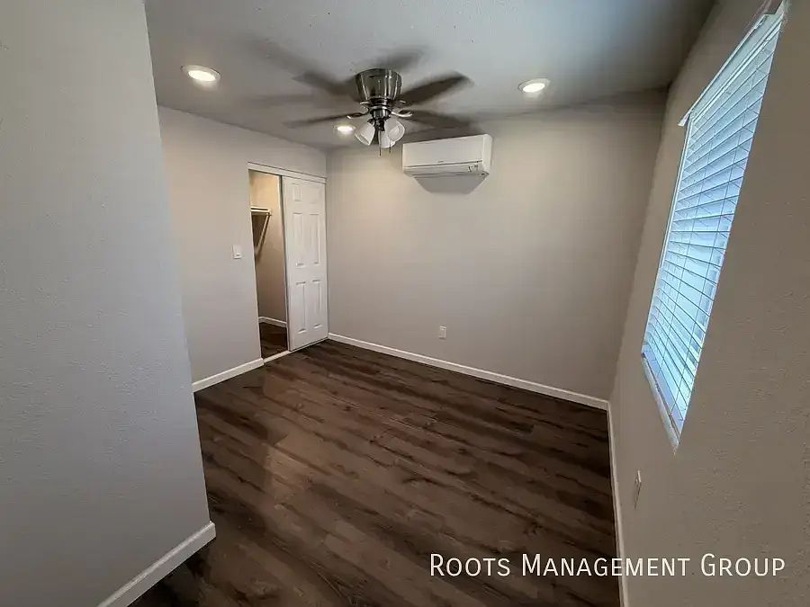 1707 E Apache Blvd unit # A8 photo 5