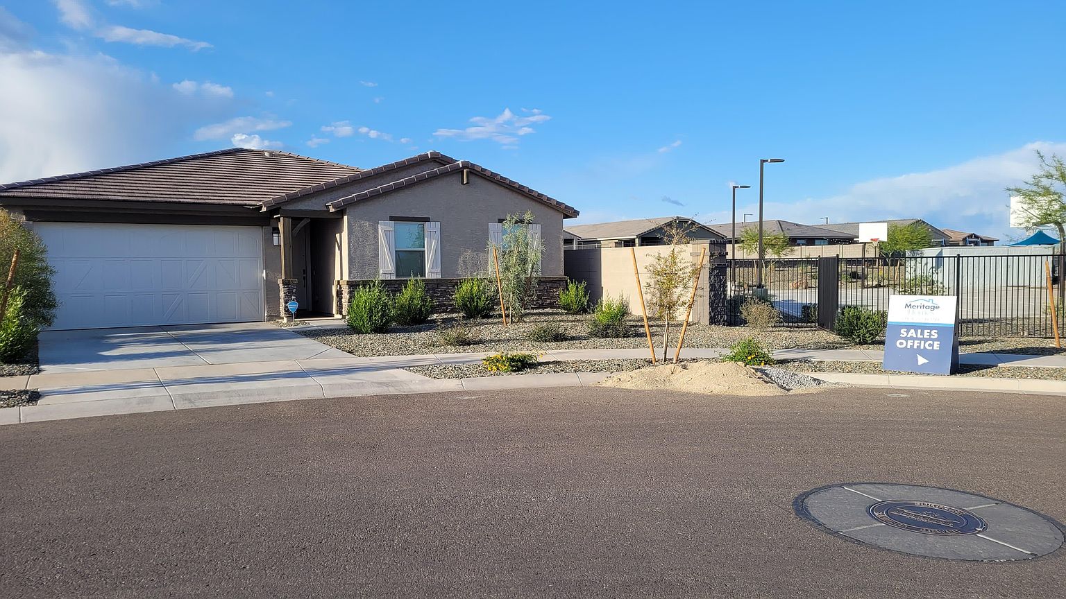 15998 W Smoketree Dr Sun City West, AZ 85387 photo 2