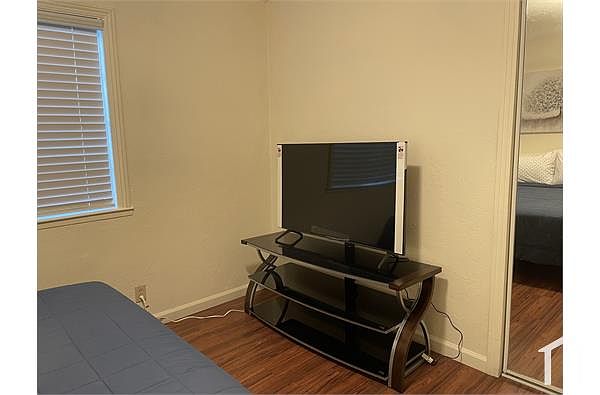 163 Rancho Dr photo 2