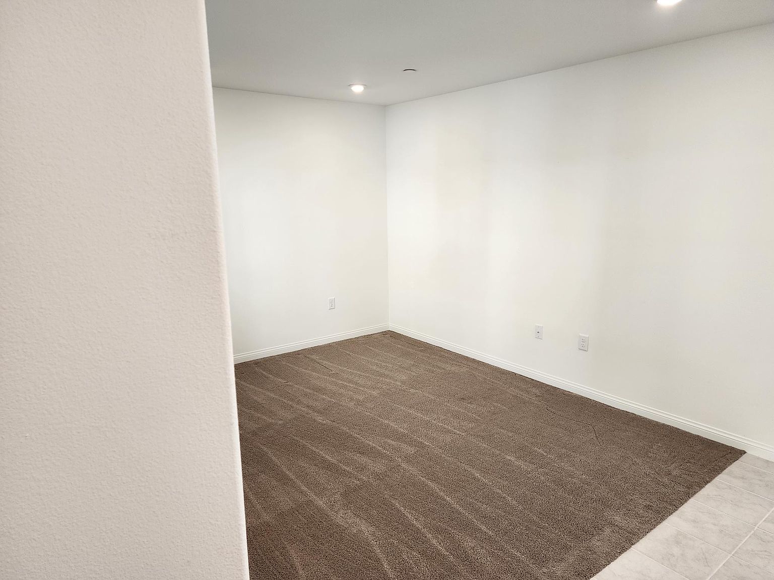 1528 Redbud Way photo 4