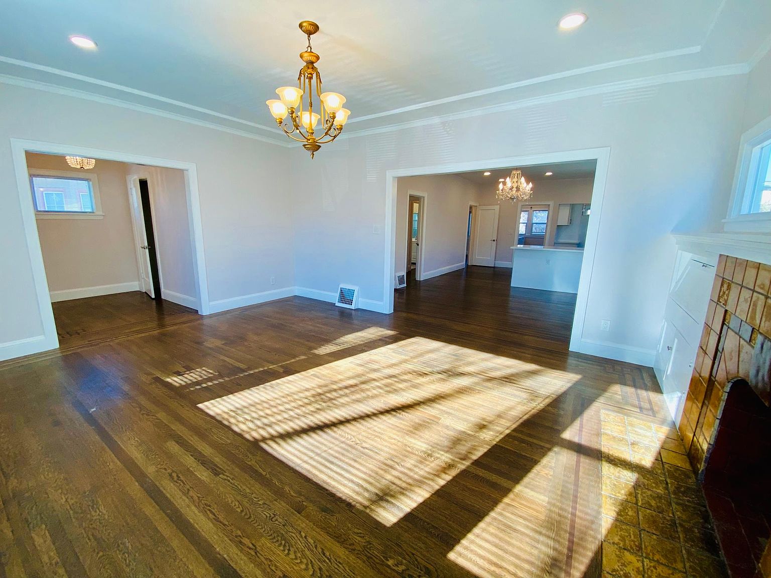 2488 Havenscourt Blvd photo 4