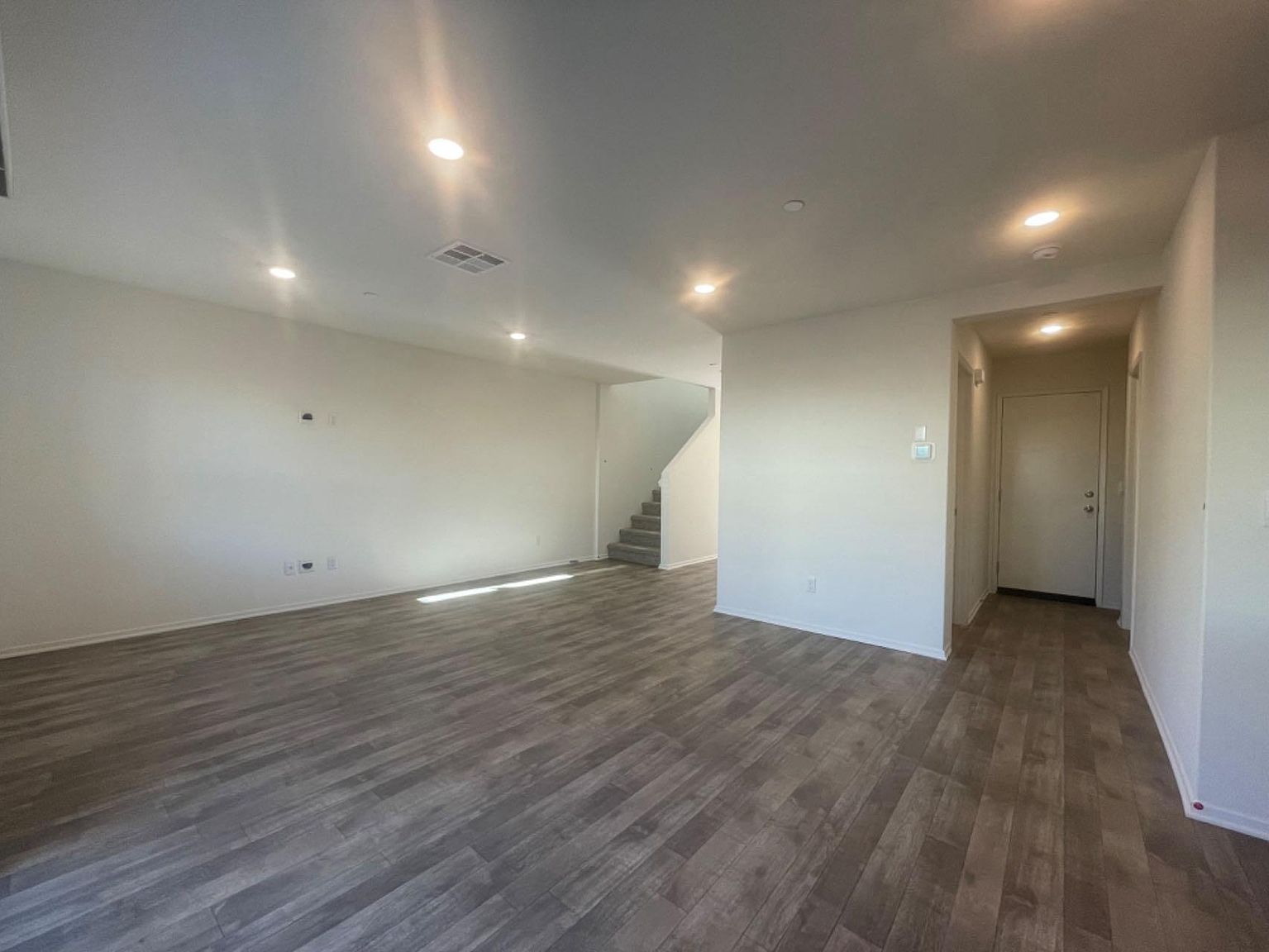 30906 Challenger Ct photo 5
