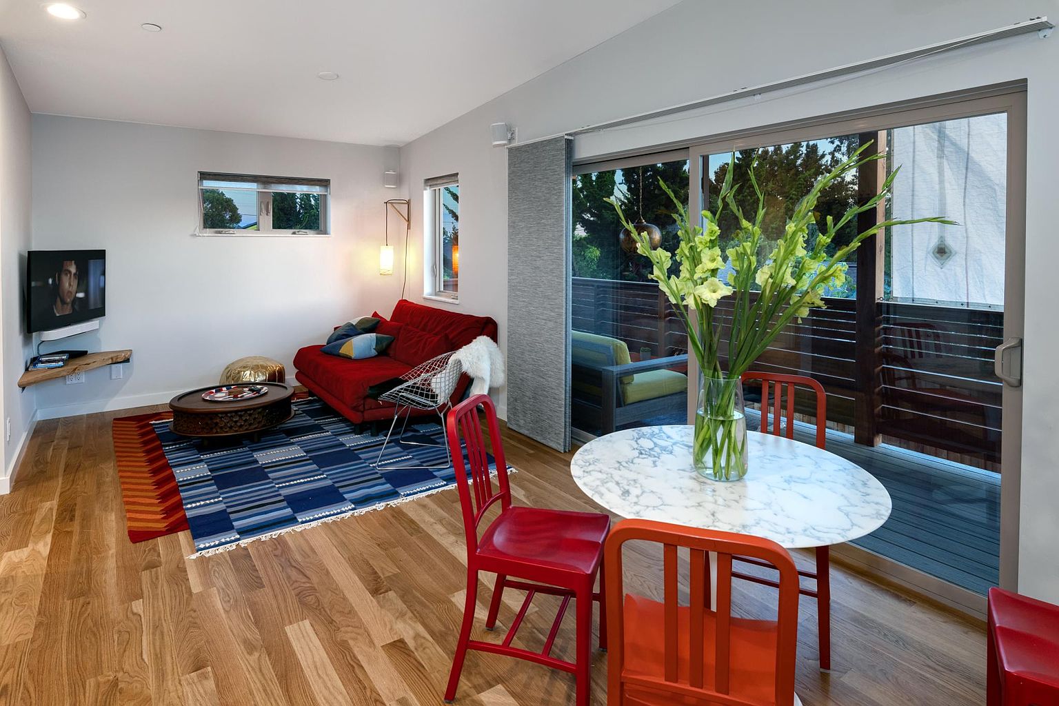 115A Hebard St photo 5