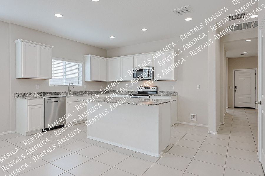 10338 W Wier Ave Tolleson, AZ 85353 photo 3