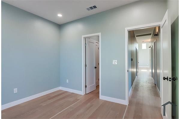 3336 Altadena Ave photo 2