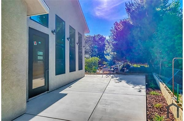 3336 Altadena Ave photo 5