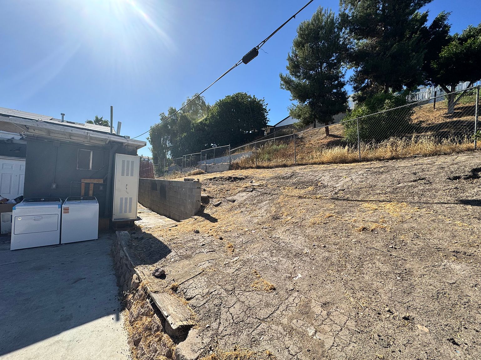8136 Dodie St photo 3