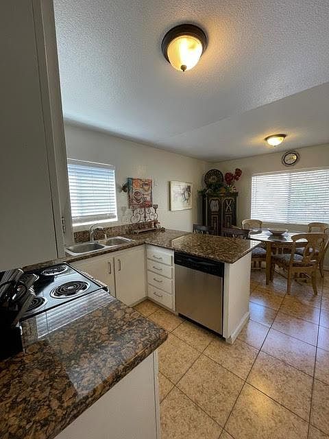 5422 Adobe Falls Rd photo 2