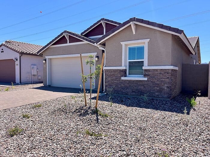 12785 W Levi Dr Avondale, AZ 85392 photo 2