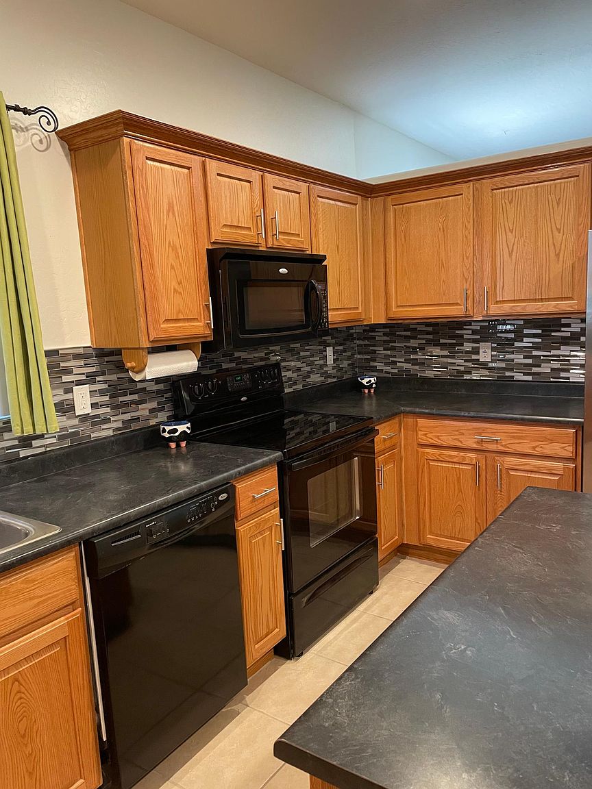 44383 W Buckhorn Trl photo 2
