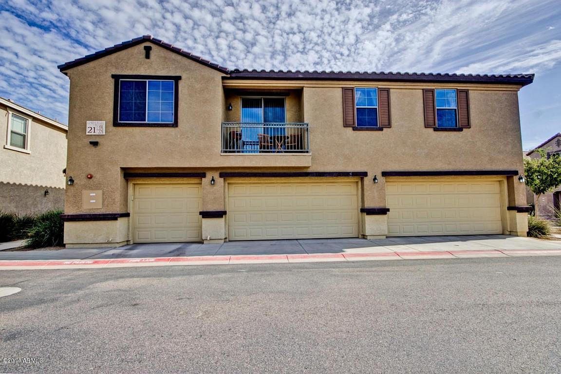 1250 S RIALTO Drive photo 2