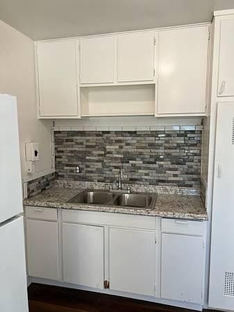 3568 Granada Ave photo 2
