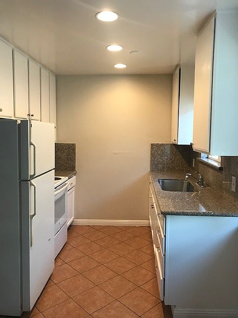 521 South Willard Avenue, San Jose, CA 95126 photo 2