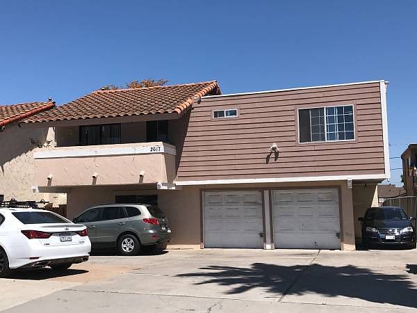 2617 Highland Ave