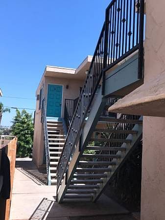 2617 Highland Ave photo 2
