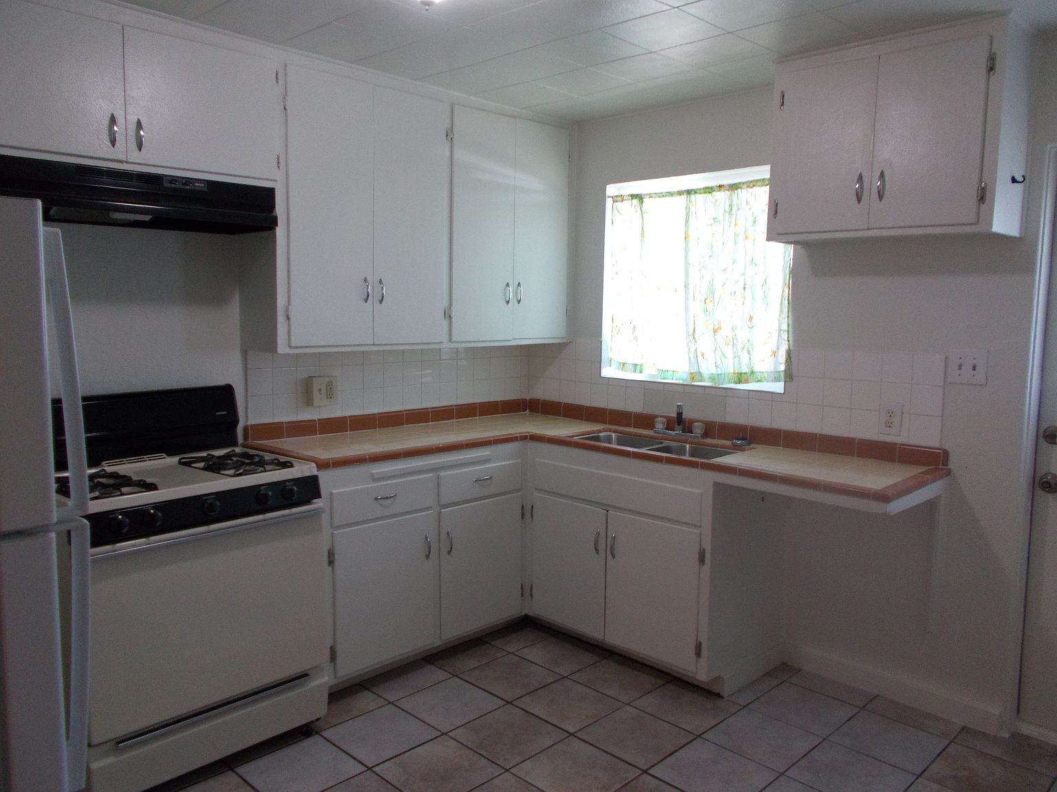 4335 North 15th Avenue, Unit 9 Rental photo 4
