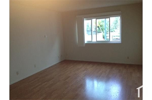 2325 17th Ave photo 5