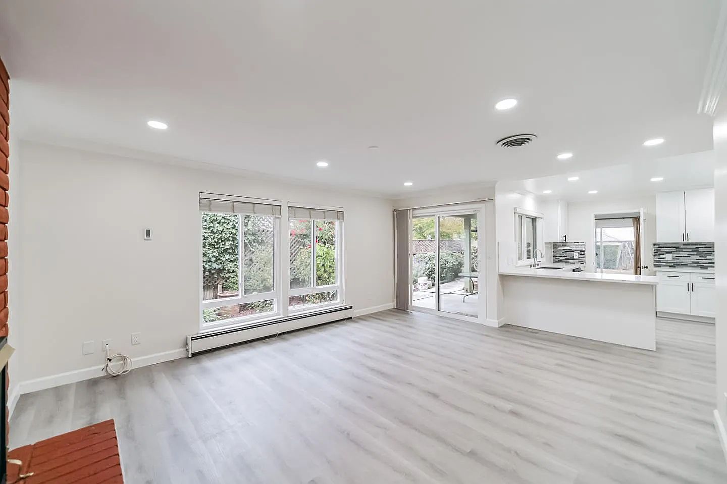 10308 Alpine Dr photo 2