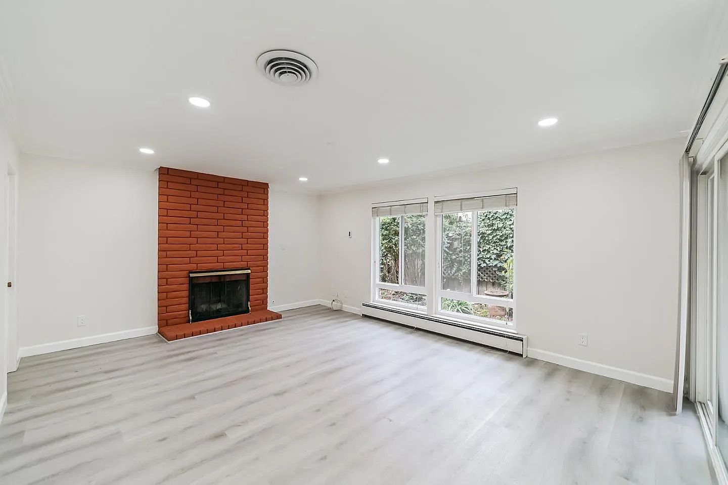 10308 Alpine Dr photo 4