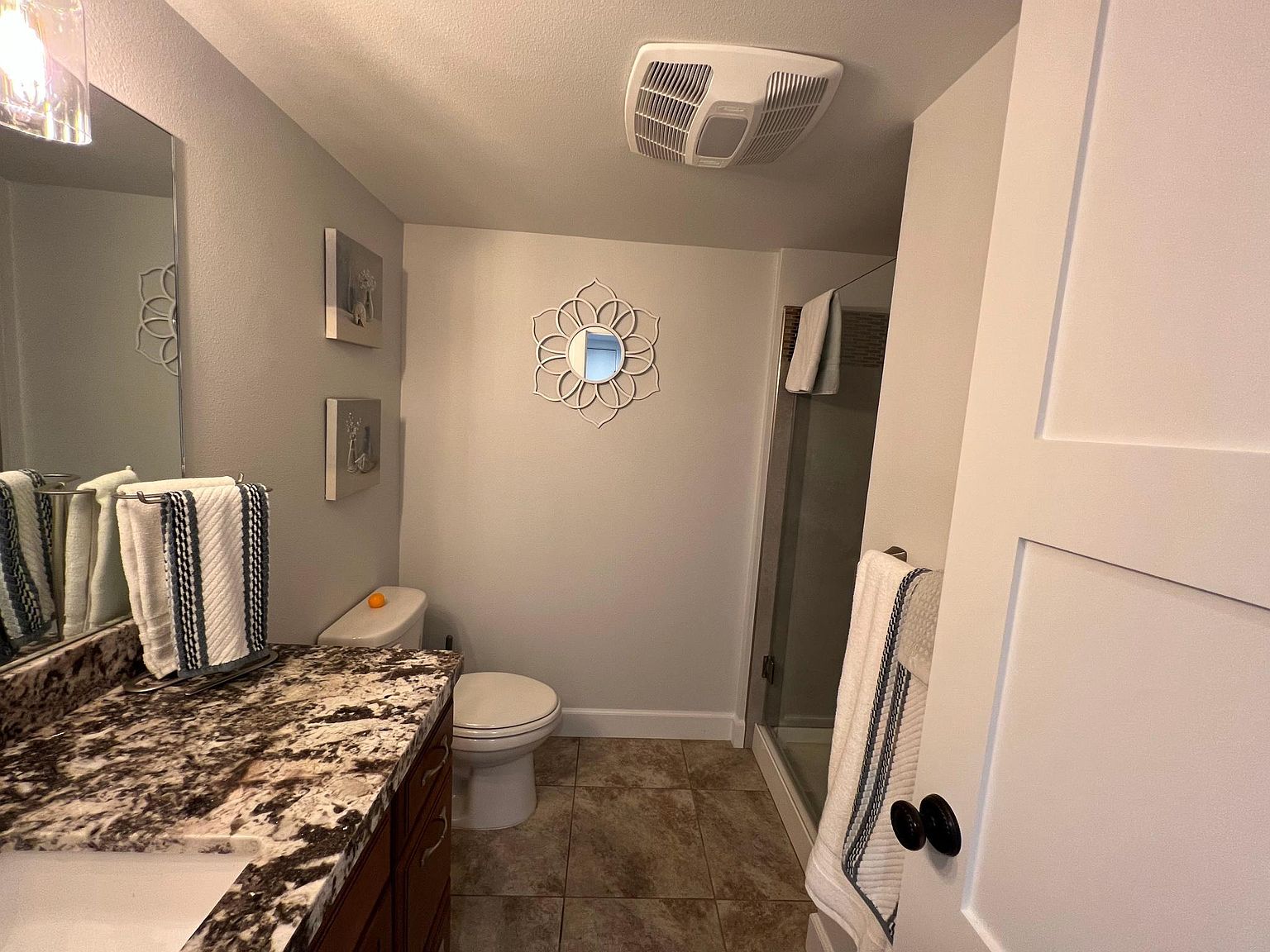 281 Spring St photo 5