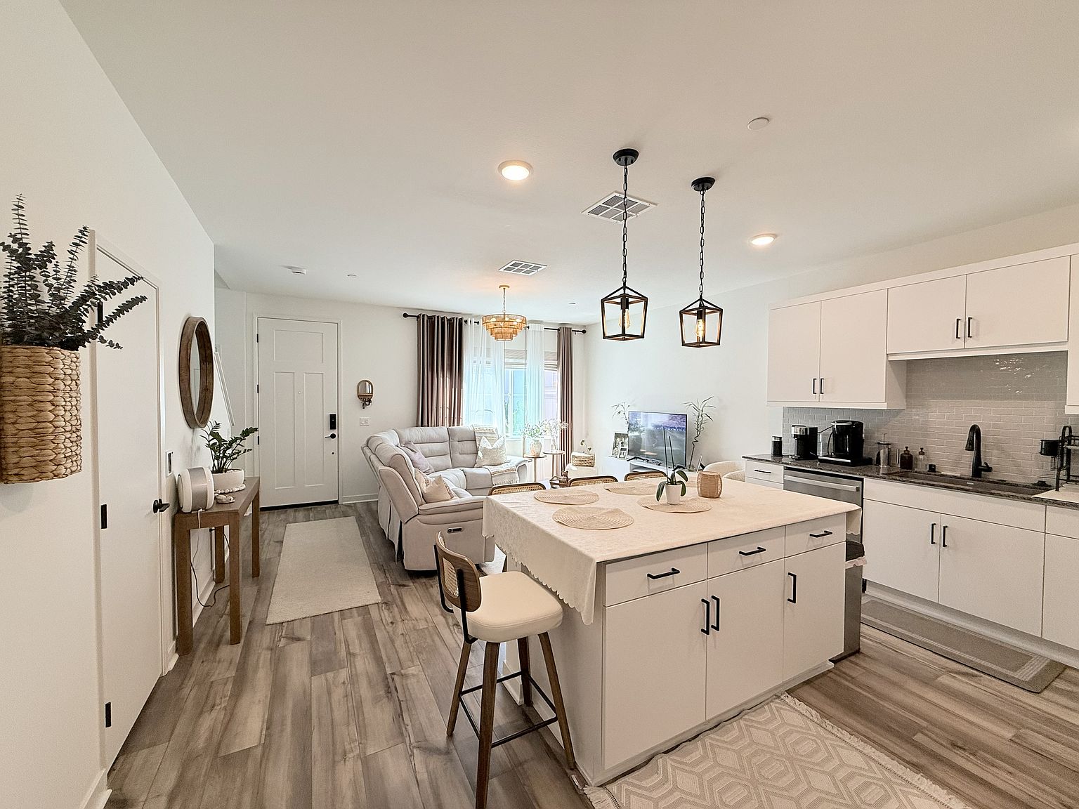 35222 Citrange Ln photo 4