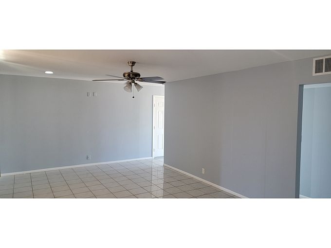 2230 E Birchwood photo 2