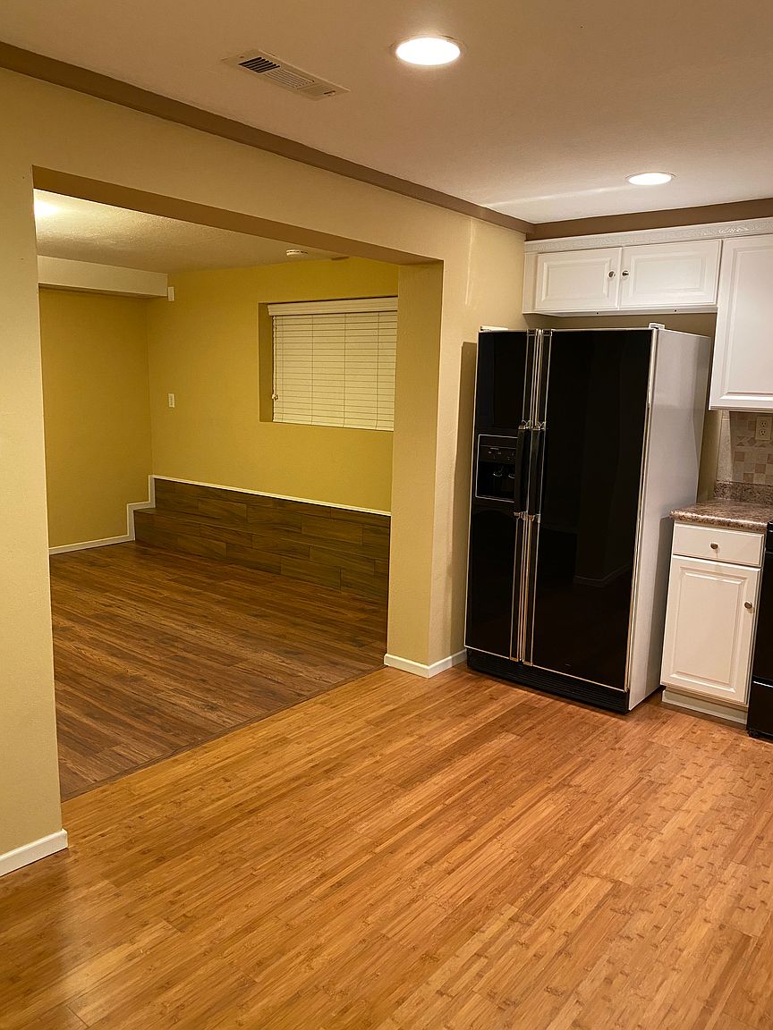 325 San Marino Ave photo 4